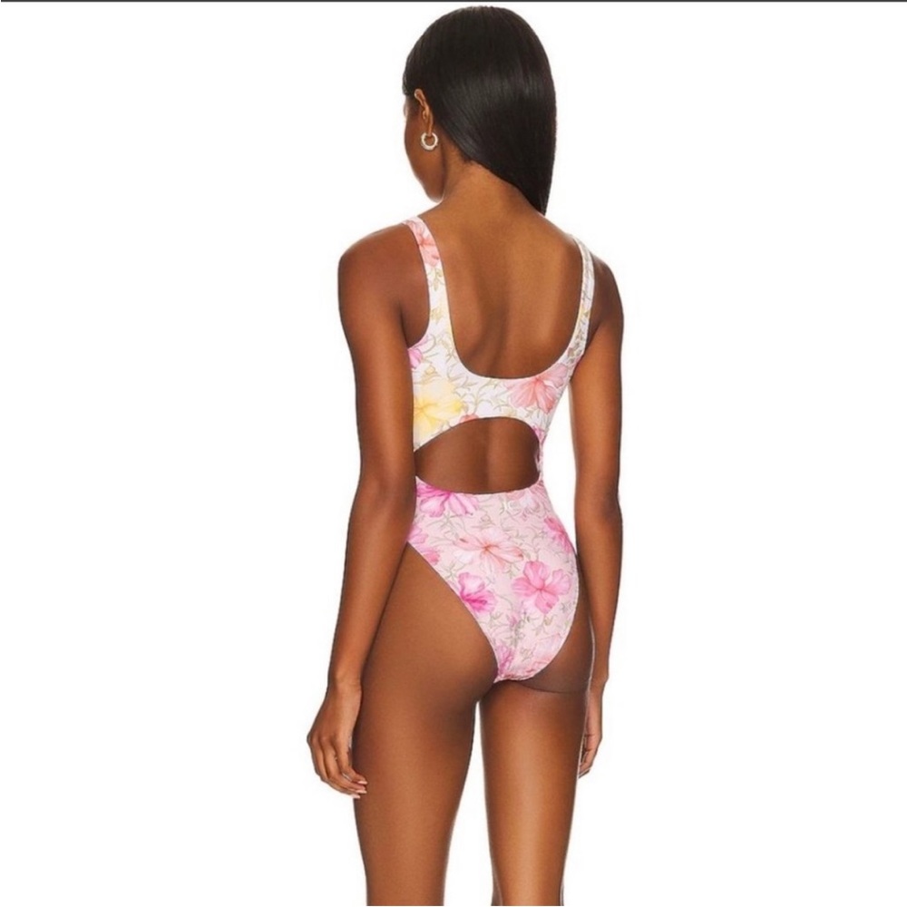 💓NWT Hurley X LoveShackFancy One-Piece Bikini💓 - Picture 11 of 13